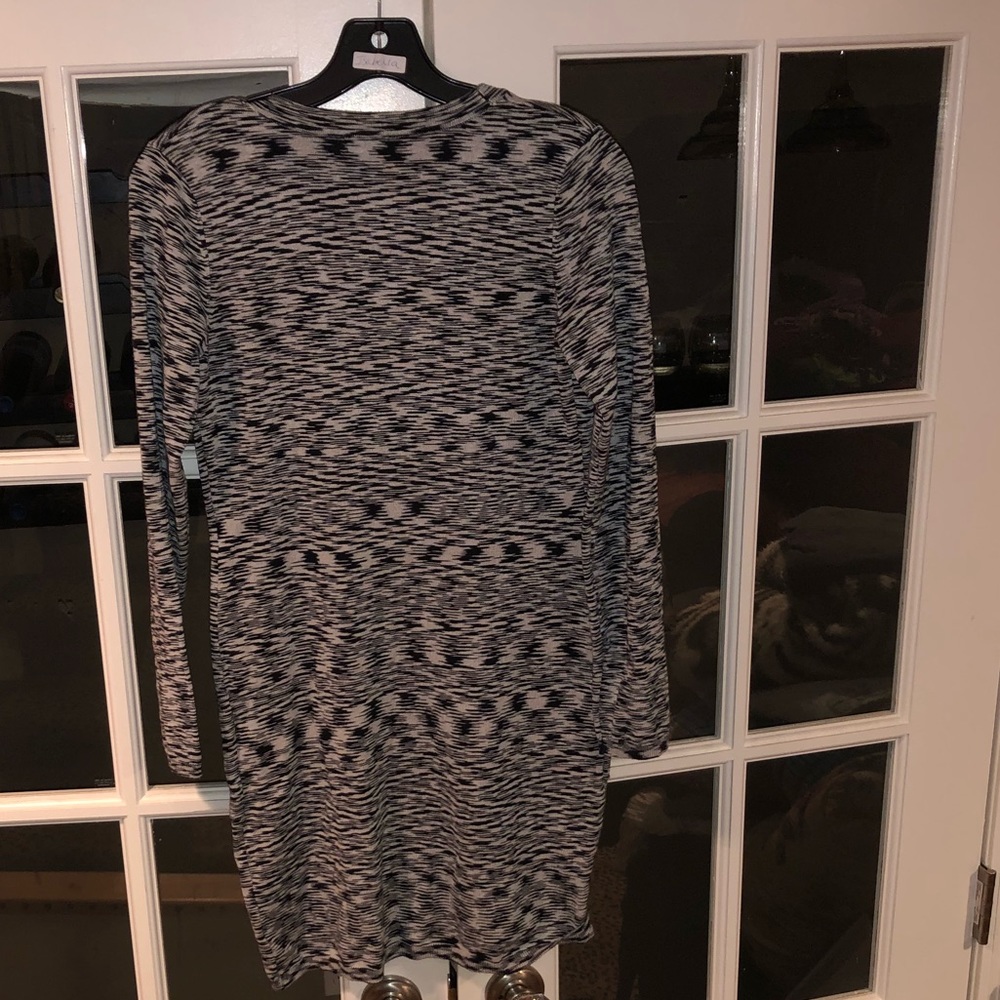 Long button down sweater - Picture 3 of 4